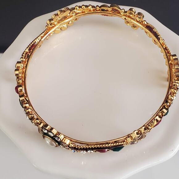 Festive Bangle with Red and Green Stones Clear Rhinestones Faux Pearl Gold‎ Tone - Picture 7 of 12